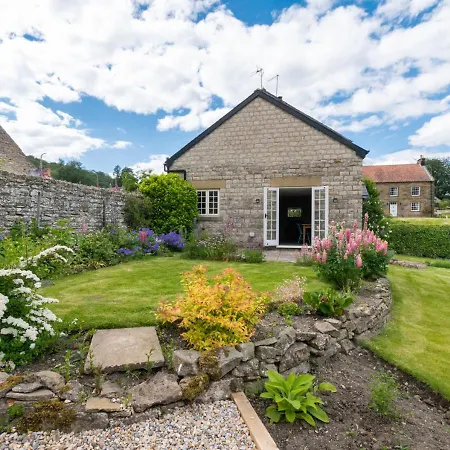 Stoneleigh Holiday home