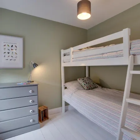 Stoneleigh Holiday home
